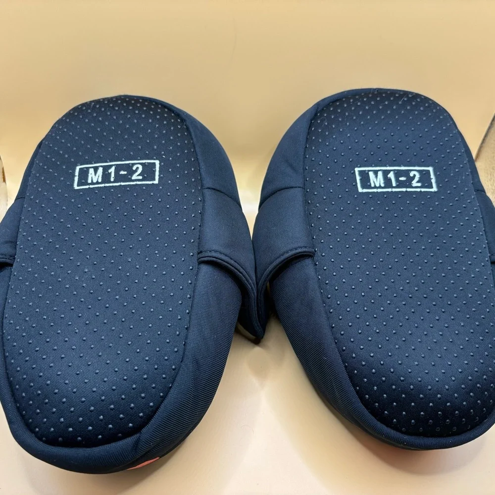 Star Wars Youth Dark‎ Vader Slippers Size 1-2 M